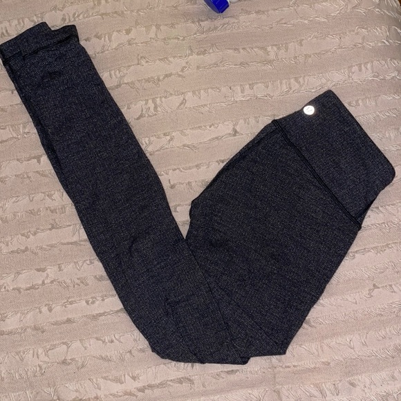 Lululemon leggings - Picture 1 of 2